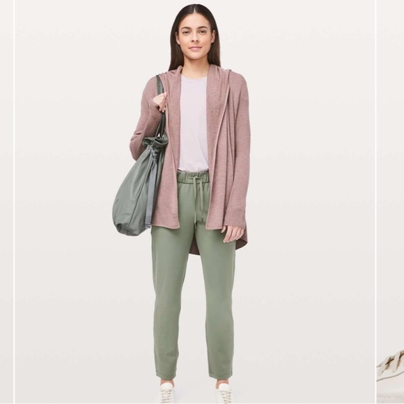 Lululemon - On The Fly Pant *27" - Grey Sage - Size 6 - Good Condition!! - Picture 3 of 11